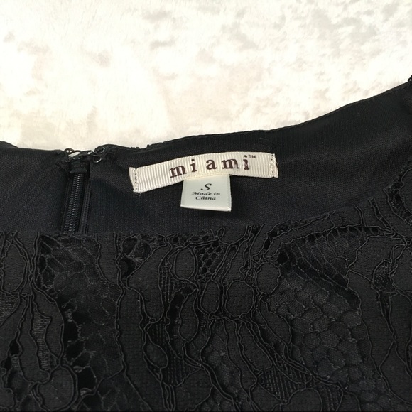 Miami Flirty, Lace Romper - Picture 2 of 7